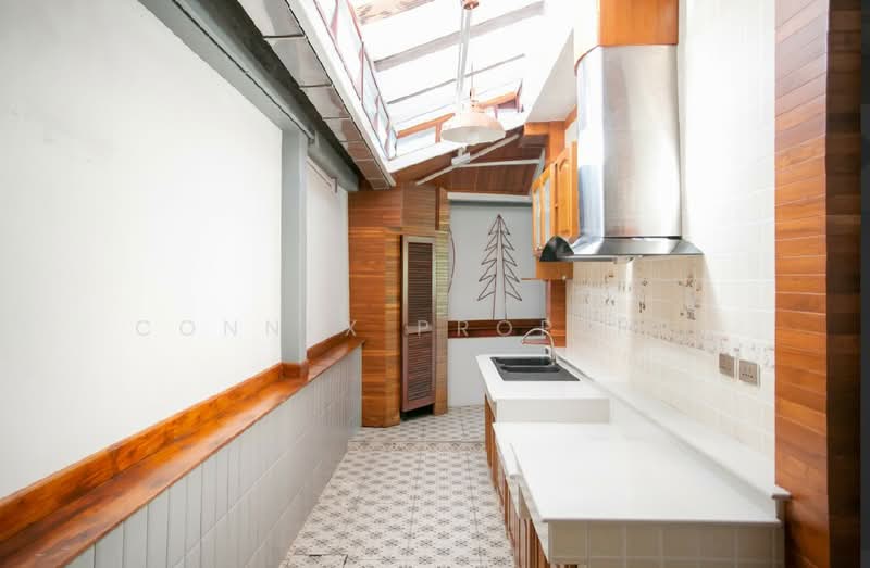 Teak house, Bangkok, ลาดพร้าว 48, Samsen Nok, Huai Khwang, Bangkok, 3 Bedrooms, 580 sqm, Single Detached House For Sale, by Connex Property, 500363427 - DDproperty.com