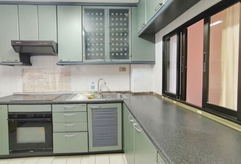 Richmond Palace, Bangkok, Soi Sukhumvit 43 Sukhumvit Road, Khlong Tan Nua, Watthana, Bangkok, 3 Bedrooms, 163 sqm, Condo For Sale, by Poomphat Tienthongsakul, 500363475 - DDproperty.com