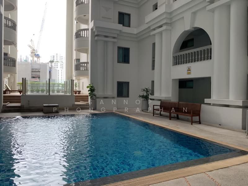 Royal Castle Sukhumvit : รอยัล คาสเซอร์ สุขุมวิท, กรุงเทพ, 30 ซอยสุขุมวิท 39, คลองเตยเหนือ, วัฒนา, กรุงเทพ, 200 ตร.ม., คอนโด ให้เช่า, โดย Sannop Phongpraphan, 500363483 - DDproperty.com