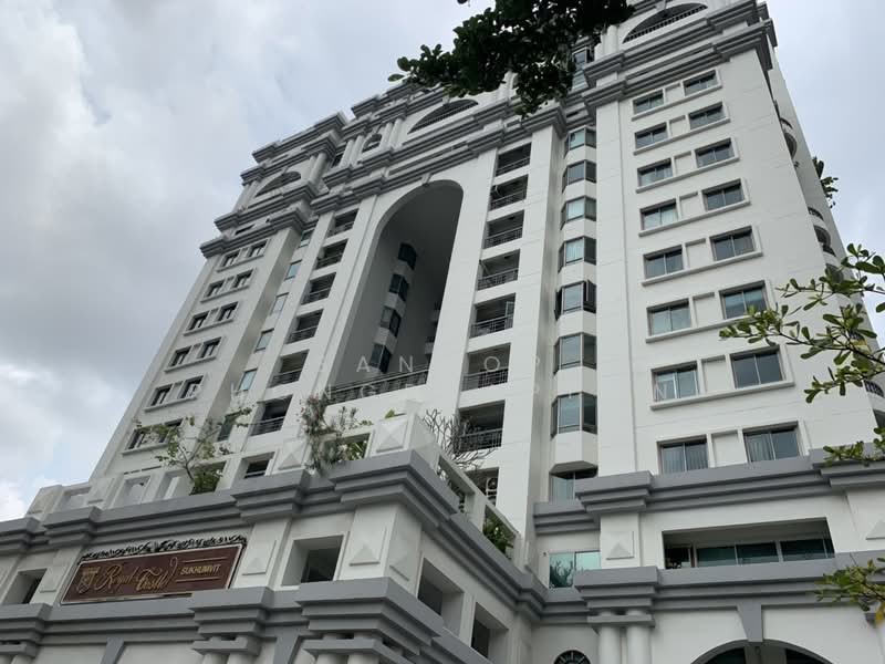 Royal Castle Sukhumvit, Bangkok, 30 Soi Sukhumvit 39, Khlongtoei Nua, Watthana, Bangkok, 3 Bedrooms, 200 sqm, Condo For Rent, by Sannop Phongpraphan, 500363483 - DDproperty.com