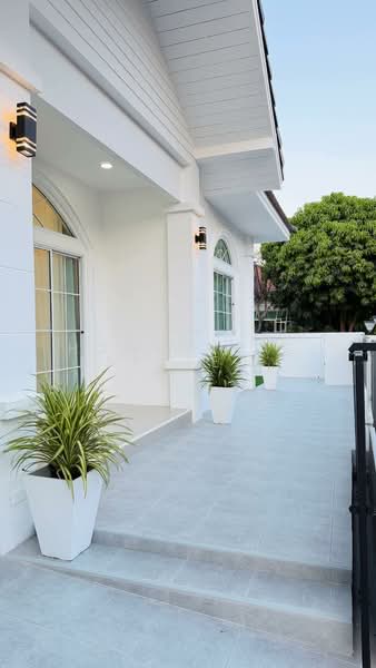 คลาสสิค โฮม 4, Chon Buri (Pattaya), Bang Lamung, Bang Lamung (Pattaya), Chon Buri (Pattaya), 3 Bedrooms, 150 sqm, Single Detached House For Sale, by HOME Real Estate Service, 500363492 - DDproperty.com