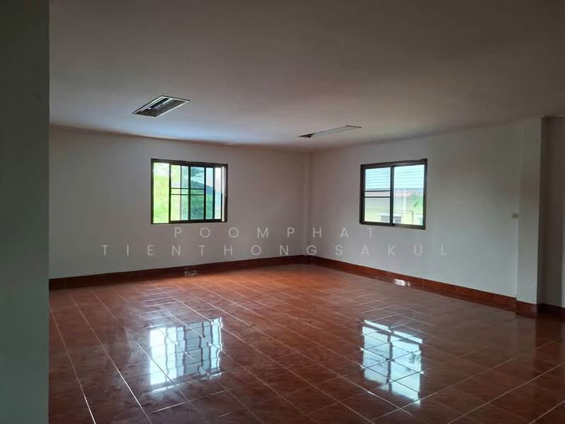 บ้าน 5-ห้องนอน, กรุงเทพ, ลาดพร้าว, กรุงเทพ, 1,500 ตร.ม., บ้านเดี่ยว ขาย, โดย Poomphat Tienthongsakul, 500363535 - DDproperty.com