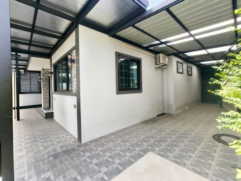 บ้านเดี่ยวพานทอง ชลบุรี, Chon Buri (Pattaya), Nong Tamlung, Phan Thong, Chon Buri (Pattaya), 2 Bedrooms, 100 sqm, Single Detached House For Sale, by The Best Property แอน, 500363546 - DDproperty.com