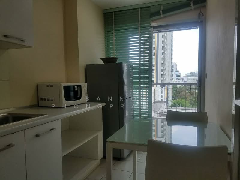 Life @ Sathorn 10, Bangkok, 48 Soi Sathorn 10, Sathorn Road, Silom, Bang Rak, Bangkok, 1 Bedroom, 41 sqm, Condo For Rent, by Sannop Phongpraphan, 500363550 - DDproperty.com