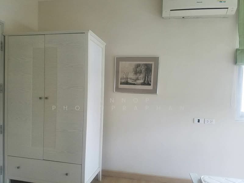 Life @ Sathorn 10, Bangkok, 48 Soi Sathorn 10, Sathorn Road, Silom, Bang Rak, Bangkok, 1 Bedroom, 41 sqm, Condo For Rent, by Sannop Phongpraphan, 500363550 - DDproperty.com