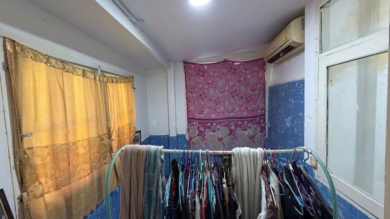 บ้านเดี่ยว 1 ชั้น 50 ตารางวา ลาดพร้าว 87 พร้อมอยู่, Bangkok, ลาดพร้าว, Khlong Chaokhun Sing, Wang Thonglang, Bangkok, 3 Bedrooms, 90 sqm, Single Detached House For Sale, by คุณ มณีรัตน์ ( เจี๊ยบ ), 500363553 - DDproperty.com