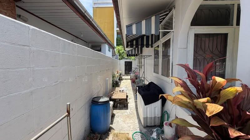 บ้านเดี่ยว 1 ชั้น 50 ตารางวา ลาดพร้าว 87 พร้อมอยู่, Bangkok, ลาดพร้าว, Khlong Chaokhun Sing, Wang Thonglang, Bangkok, 3 Bedrooms, 90 sqm, Single Detached House For Sale, by คุณ มณีรัตน์ ( เจี๊ยบ ), 500363553 - DDproperty.com