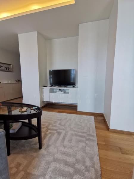 H Sukhumvit 43, Bangkok, 28 Sukhumvit 34 Road, Khlong Tan Nua, Watthana, Bangkok, 2 Bedrooms, 59 sqm, Condo For Sale, by Poomphat Tienthongsakul, 500363555 - DDproperty.com