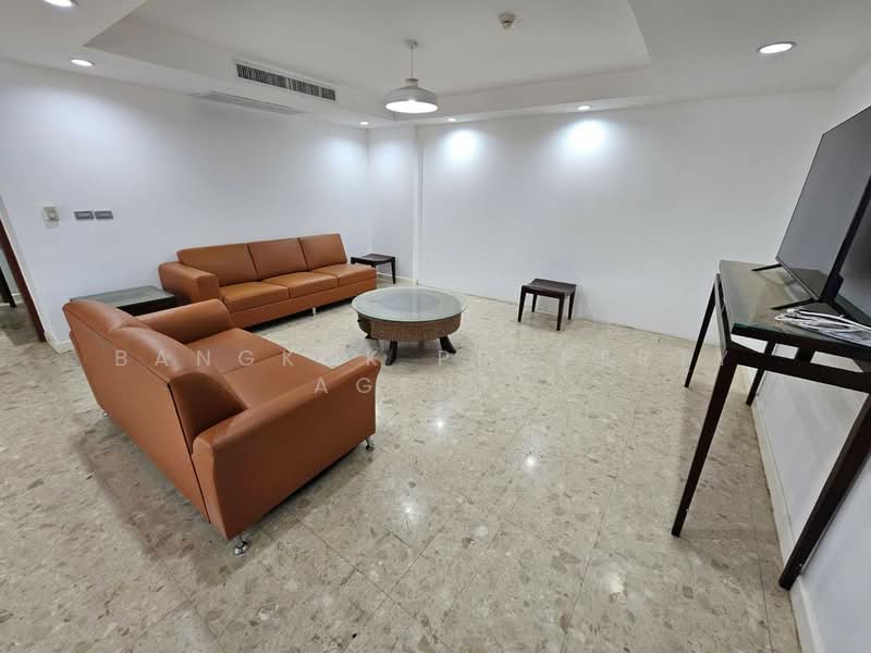 JJ Mansion, Bangkok, 24 Soi Sukhumvit 11, Khlongtoei Nua, Watthana, Bangkok, 3 Bedrooms, 200 sqm, Condo For Rent, by BANGKOK PROPERTY AGENTS, 500363569 - DDproperty.com