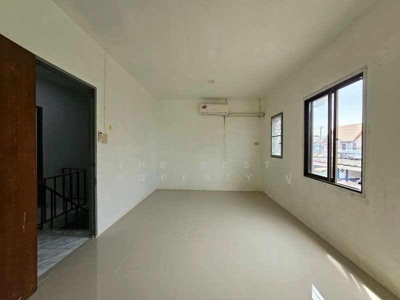 แฟมิลี่แลนด์ ชลบุรี, Chon Buri (Pattaya), Na Pa, Muang Chon Buri, Chon Buri (Pattaya), 3 Bedrooms, 100 sqm, Townhouse For Sale, by The Best Property ปู, 500363572 - DDproperty.com