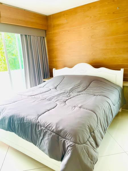Noble Tara Pattanakarn, Bangkok, 2046 Pattanakarn Road, Suan Luang, Bangkok, 3 Bedrooms, 450 sqm, Single Detached House For Sale, by Poomphat Tienthongsakul, 500363588 - DDproperty.com