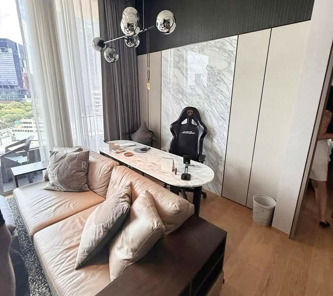 Saladaeng One, Bangkok, Sala Daeng 1 Alley, Silom, Bang Rak, Bangkok, 1 Bedroom, 55 sqm, Condo For Sale, by Kanrutai Dawruang, 500363625 - DDproperty.com
