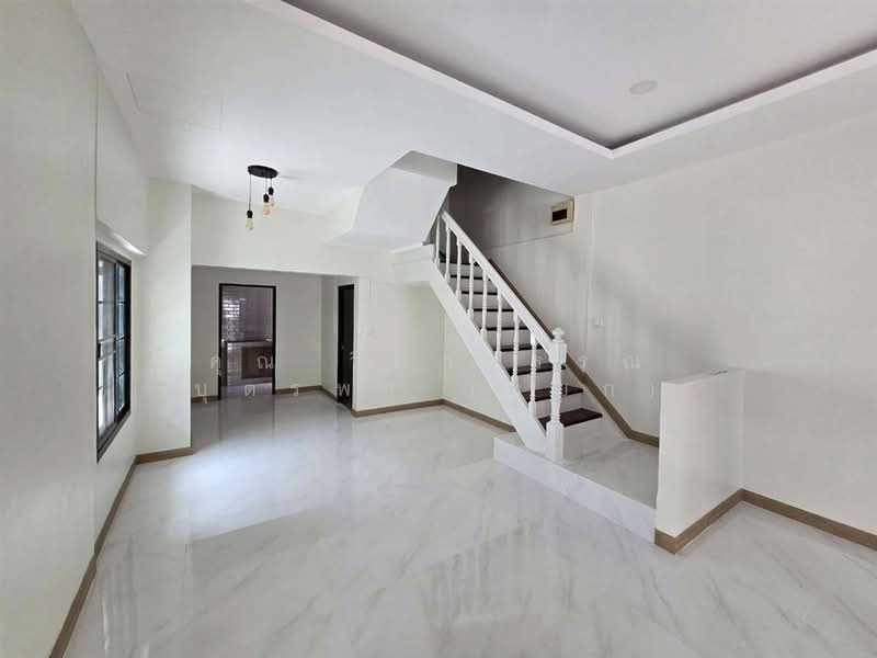 Chuan Chuen Bang Khen, Bangkok, Thung Song Hong, Lak Si, Bangkok, 2 Bedrooms, 120 sqm, Townhouse For Sale, by คุณ วิภาวรรณ บุตรพา (หยก), 500363632 - DDproperty.com