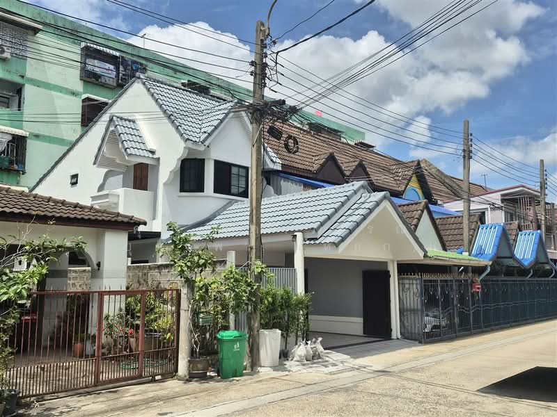 Chuan Chuen Bang Khen, Bangkok, Thung Song Hong, Lak Si, Bangkok, 2 Bedrooms, 120 sqm, Townhouse For Sale, by คุณ วิภาวรรณ บุตรพา (หยก), 500363632 - DDproperty.com