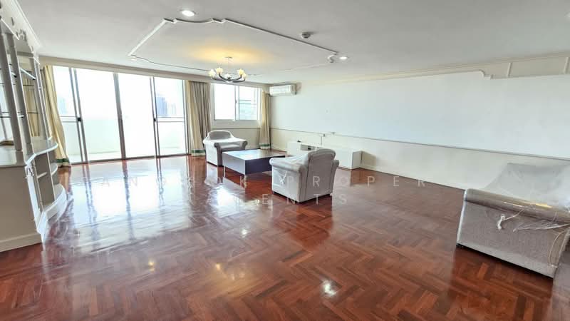 Le Chateau Mansion, Bangkok, 55 ซอยเอกมัย 12 ถนนสุขุมวิท 63 คลองตันเหนือ วัฒนา กทม, Khlong Tan Nua, Watthana, Bangkok, 3 Bedrooms, 250 sqm, Condo For Rent, by BANGKOK PROPERTY AGENTS, 500363642 - DDproperty.com