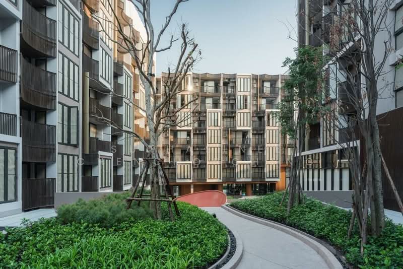 Kawa Haus, Bangkok, 95 Soi Rim Khlong, Phra Kanong Nua, Watthana, Bangkok, 1 Bedroom, 43 sqm, Condo For Sale, by Suthasinee Chenchopching, 500363652 - DDproperty.com