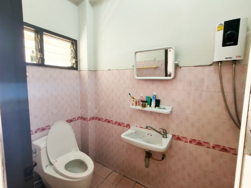 นครร่มเกล้าสแควร์, Bangkok, Khlong Song Ton Nun, Lat Krabang, Bangkok, , 100 sqm, Shophouse For Sale, by The Best Property นิด, 500363663 - DDproperty.com