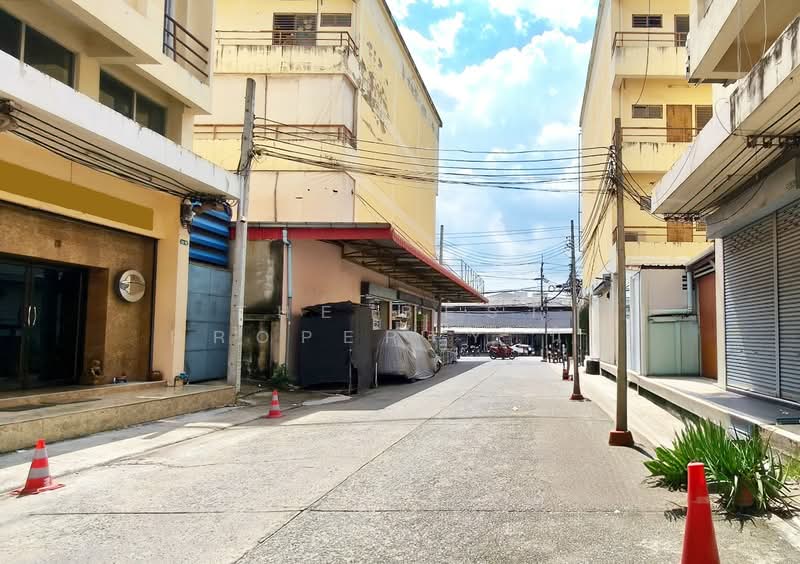 นครร่มเกล้าสแควร์, Bangkok, Khlong Song Ton Nun, Lat Krabang, Bangkok, , 100 sqm, Shophouse For Sale, by The Best Property นิด, 500363663 - DDproperty.com