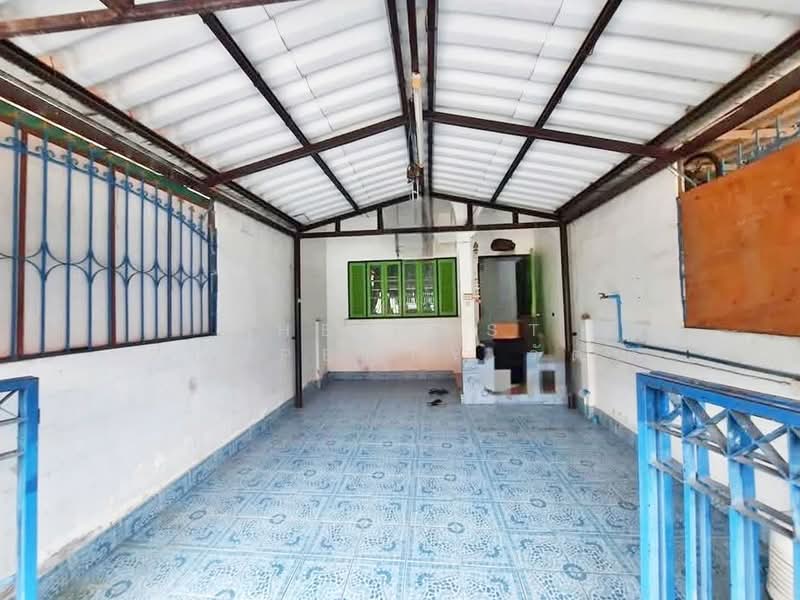 Klompirun Soi Kajonwit, Samut Prakan, Phraeksa Road, Soi Kajonwit, Phraeksa, Muang Samut Prakarn, Samut Prakan, 1 Bedroom, 100 sqm, Townhouse For Sale, by The Best Property รัตน์, 500363689 - DDproperty.com