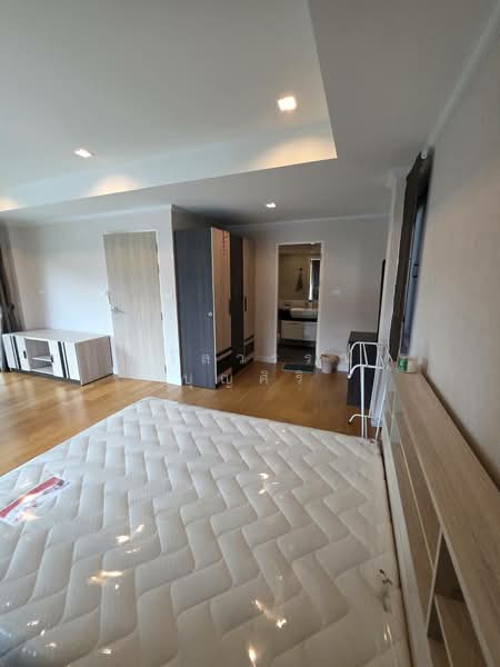 Supalai Essence Suanluang, Bangkok, Prawet, Bangkok, 5 Bedrooms, 243 sqm, Single Detached House For Rent, by Ulaiwan Boonsiri, 500363693 - DDproperty.com