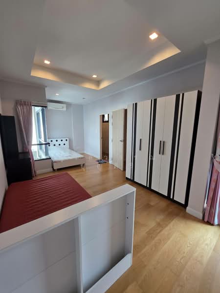 Supalai Essence Suanluang, Bangkok, Prawet, Bangkok, 5 Bedrooms, 243 sqm, Single Detached House For Rent, by Ulaiwan Boonsiri, 500363693 - DDproperty.com