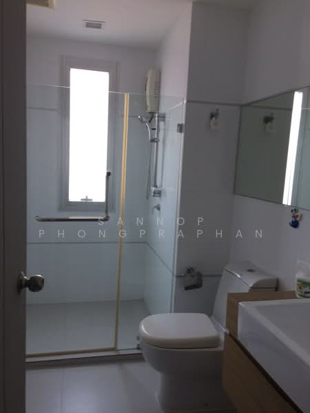 Thru Thonglor, Bangkok, Petchaburi Road, Bang Kapi, Huai Khwang, Bangkok, 2 Bedrooms, 62 sqm, Condo For Rent, by Sannop Phongpraphan, 500363713 - DDproperty.com
