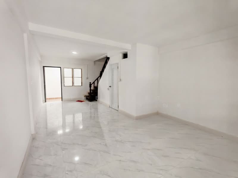 อินทราวิลล่า, Bangkok, Bang Wa, Phasi Charoen, Bangkok, 2 Bedrooms, 100 sqm, Townhouse For Sale, by The Best Property ณท, 500363730 - DDproperty.com