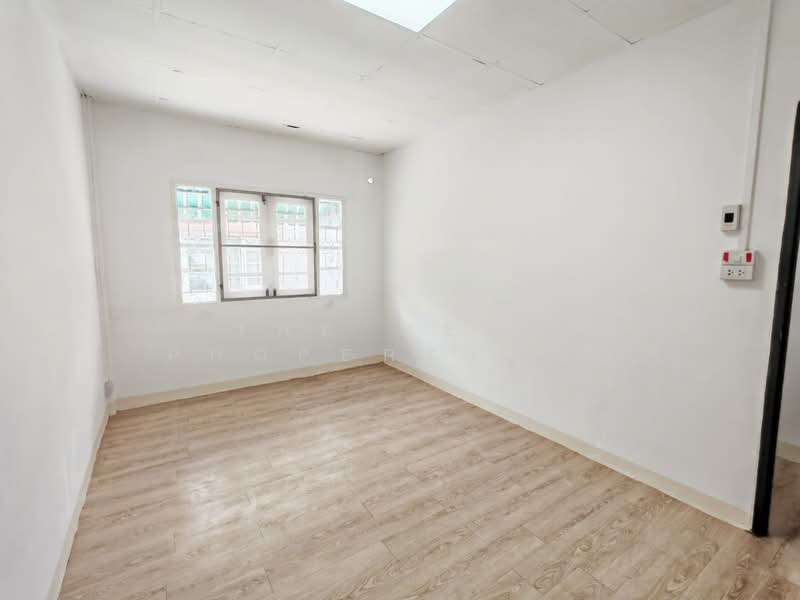 อินทราวิลล่า, Bangkok, Bang Wa, Phasi Charoen, Bangkok, 2 Bedrooms, 100 sqm, Townhouse For Sale, by The Best Property ณท, 500363730 - DDproperty.com