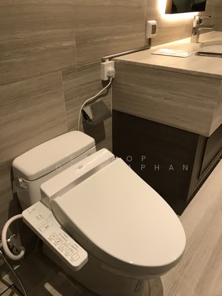 The Diplomat 39 : เดอะ ดิโพลแมท 39, กรุงเทพ, 18 ซอยสุขุมวิท 39 ถนนุขุมวิท, คลองตันเหนือ, วัฒนา, กรุงเทพ, 60 ตร.ม., คอนโด ให้เช่า, โดย Sannop Phongpraphan, 500363738 - DDproperty.com