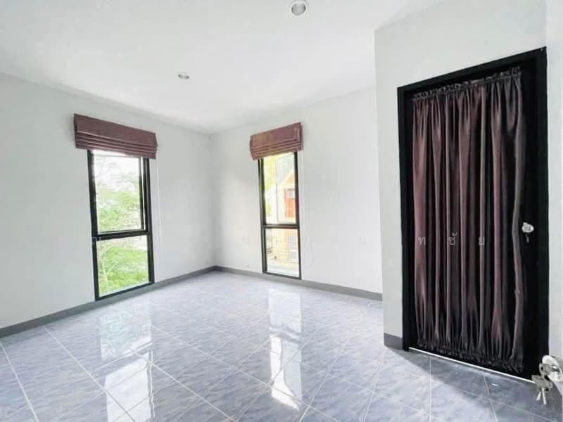 Baan Saeng Arun, Bangkok, Soi 28 Intersection Soi 28 Intersection 3-1, Dok Mai, Prawet, Bangkok, 3 Bedrooms, 150 sqm, Single Detached House For Sale, by ปุณณภา นารานนทชัย, 500363813 - DDproperty.com