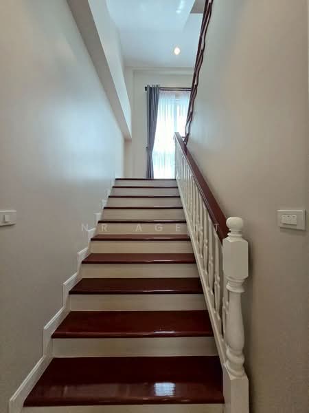 Fantasia Villa 4, Bangkok, Soi Bangna-Trad 33, Bang Na, Bangkok, 4 Bedrooms, 350 sqm, Single Detached House For Sale, by NR AGENT, 500363831 - DDproperty.com