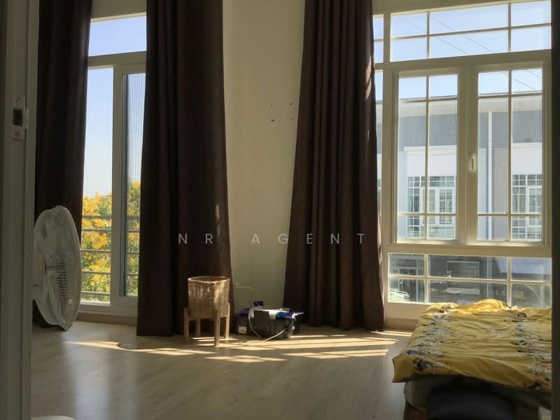 Gusto Petchakasem 69-Kanchanapisek, Bangkok, 89 Road along Khlong Phasi Charoen, southern side, Nong Kham, Nong Khaem, Bangkok, 4 Bedrooms, 134 sqm, Townhouse For Sale, by NR AGENT, 500363842 - DDproperty.com