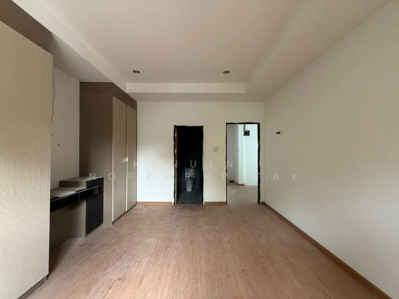 Bangna Villa Bangna - Trad Soi 39, Samut Prakan, Bang Kaeo, Bang Plee, Samut Prakan, 3 Bedrooms, 375 sqm, Single Detached House For Sale, by Kanueng Noppornpitak, 500363845 - DDproperty.com
