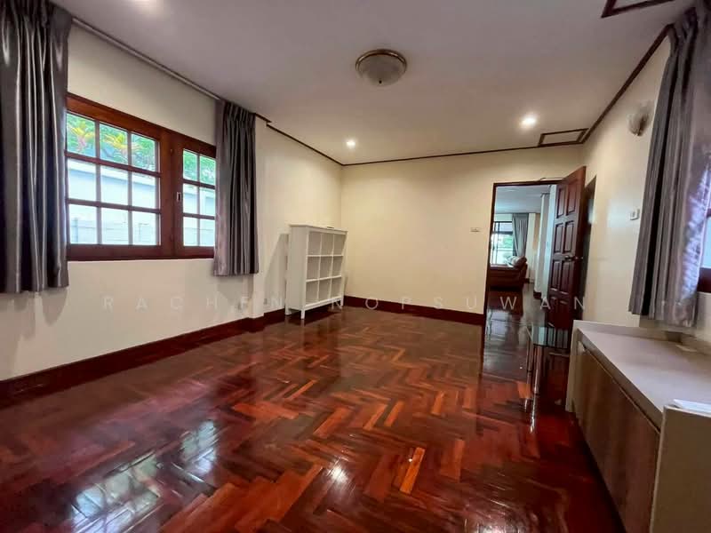 Panya Pattanakarn Village, Bangkok, Soi Phatthanakarn 30, Suan Luang, Bangkok, 5 Bedrooms, 600 sqm, Single Detached House For Sale, by Rachen Nopsuwan, 500363847 - DDproperty.com