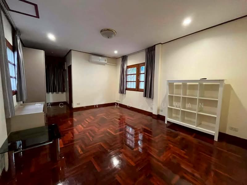 Panya Pattanakarn Village, Bangkok, Soi Phatthanakarn 30, Suan Luang, Bangkok, 5 Bedrooms, 600 sqm, Single Detached House For Sale, by Rachen Nopsuwan, 500363847 - DDproperty.com