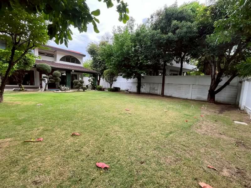 Panya Pattanakarn Village, Bangkok, Soi Phatthanakarn 30, Suan Luang, Bangkok, 5 Bedrooms, 600 sqm, Single Detached House For Sale, by Rachen Nopsuwan, 500363847 - DDproperty.com