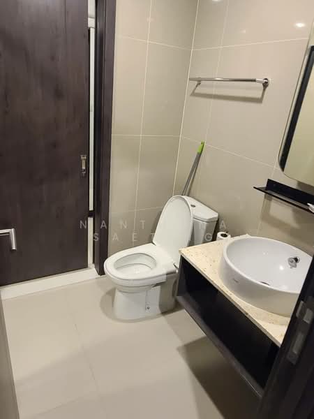 XT Huaikhwang, Bangkok, 244 Ratchadaphisek Road, Huai Khwang, Bangkok, 1 Bedroom, 33 sqm, Condo For Rent, by Nanthana SaeTing, 500363849 - DDproperty.com