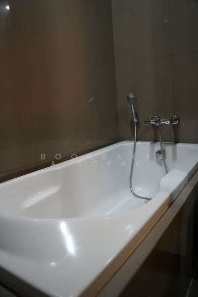 SIRI on 8 Sukhumvit 8, Bangkok, 55 Soi Sukhumvit 8, Sukhumvit Road, Khlong Toei, Bangkok, 2 Bedrooms, 82 sqm, Condo For Rent, by Boonraksa Sopak, 500363913 - DDproperty.com