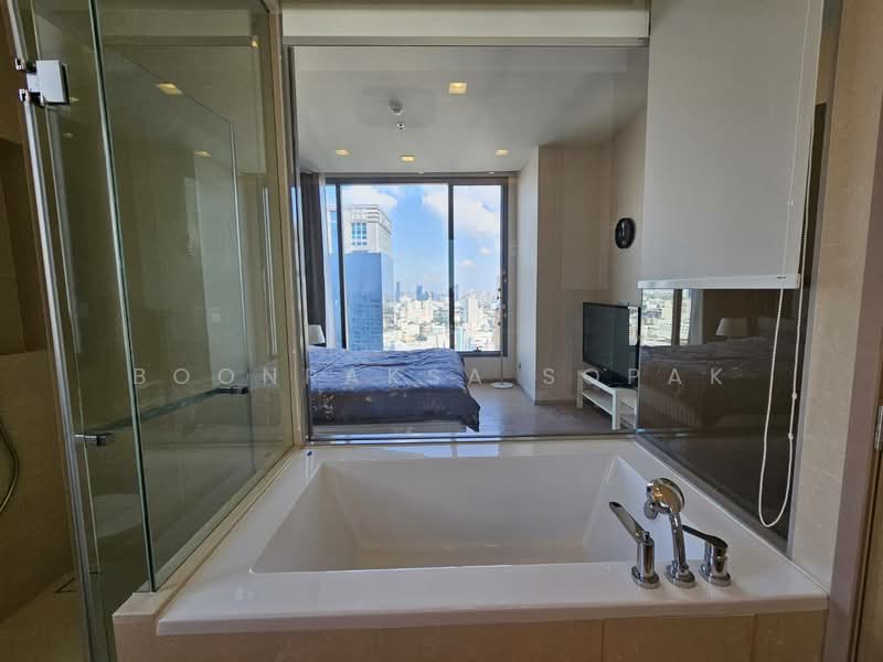 The Esse Asoke, Bangkok, 333 Soi Sukhumvit 21, Sukhumvit Road, Khlongtoei Nua, Watthana, Bangkok, 2 Bedrooms, 76 sqm, Condo For Rent, by Boonraksa Sopak, 500363939 - DDproperty.com