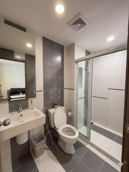 The Base Sukhumvit 77, Bangkok, 289 Sukhumvit 77 Road, Phra Kanong Nua, Watthana, Bangkok, 1 Bedroom, 30 sqm, Condo For Sale, by Property Expert, 500364052 - DDproperty.com