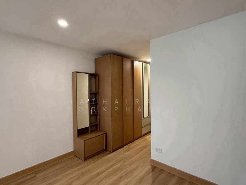 Raintree Villa, Bangkok, 108 198 Soi Sukhumvit 53, Khlong Tan Nua, Watthana, Bangkok, 1 Bedroom, 66 sqm, Condo For Rent, by Hathairat Rookphan , 500364117 - DDproperty.com