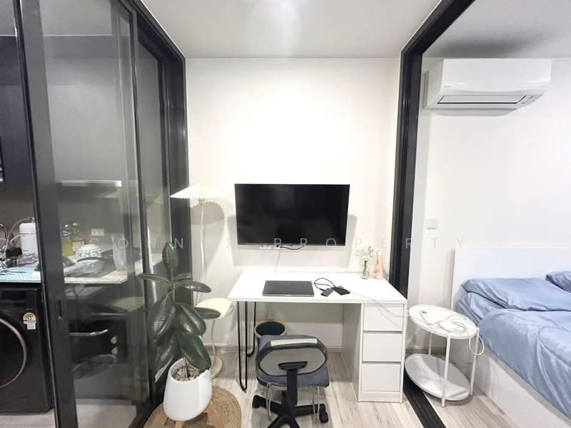 XT Huaikhwang, Bangkok, 244 Ratchadaphisek Road, Huai Khwang, Bangkok, 1 Bedroom, 30 sqm, Condo For Rent, by Connex Property, 500364128 - DDproperty.com