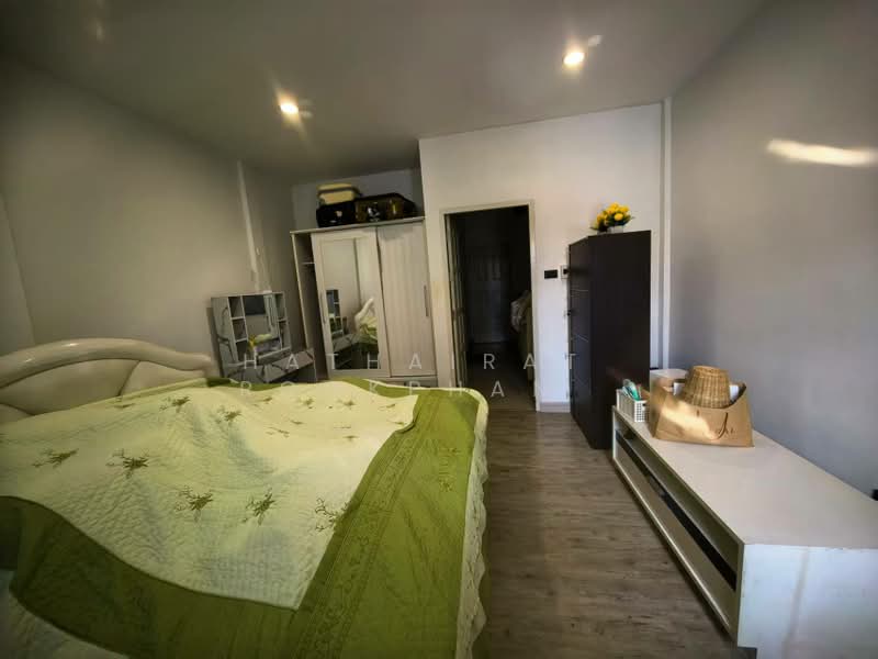2-BR Townhouse, Bangkok, Suan Luang, Bangkok, 2 Bedrooms, 93 sqm, Townhouse For Sale, by Hathairat Rookphan , 500364147 - DDproperty.com