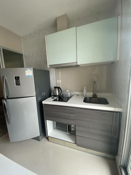 Centric Sathorn-St Louis, Bangkok, Sathorn Nua Road, Yan Nawa, Sathon, Bangkok, 1 Bedroom, 35 sqm, Condo For Rent, by Thanakit Pongpit, 500364159 - DDproperty.com
