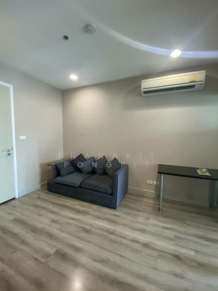Centric Sathorn-St Louis, Bangkok, Sathorn Nua Road, Yan Nawa, Sathon, Bangkok, 1 Bedroom, 35 sqm, Condo For Rent, by Thanakit Pongpit, 500364159 - DDproperty.com