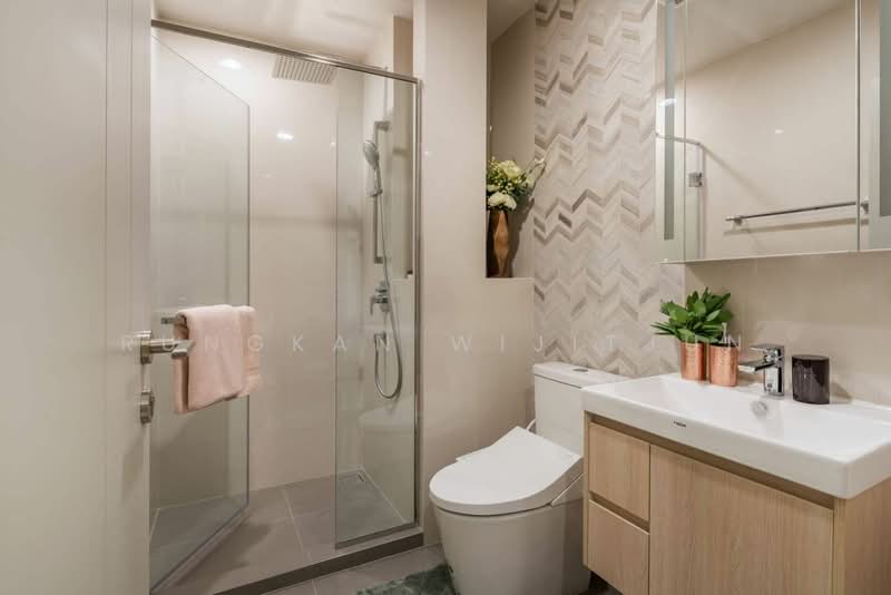 Oka Haus Sukhumvit 36, Bangkok, 3399 Rama 4 Road, Khong Tan, Khlong Toei, Bangkok, 2 Bedrooms, 50 sqm, Condo For Sale, by Rungkan Wijitjun, 500364186 - DDproperty.com
