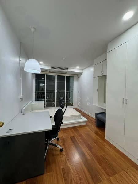 Baan Thanon Sarasin condominium, Bangkok, Sarasin, Lumphini, Pathum Wan, Bangkok, 2 Bedrooms, 95 sqm, Condo For Rent, by Vipada Supaporn, 500364299 - DDproperty.com