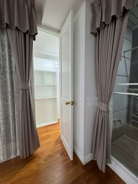 Baan Thanon Sarasin condominium, Bangkok, Sarasin, Lumphini, Pathum Wan, Bangkok, 2 Bedrooms, 95 sqm, Condo For Rent, by Vipada Supaporn, 500364299 - DDproperty.com