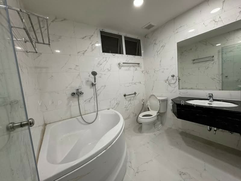 Baan Thanon Sarasin condominium, Bangkok, Sarasin, Lumphini, Pathum Wan, Bangkok, 2 Bedrooms, 95 sqm, Condo For Rent, by Vipada Supaporn, 500364299 - DDproperty.com
