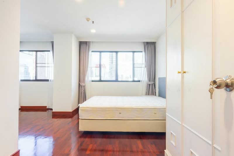 Sethiwan Residence, Bangkok, Soi Sukhumvit 13, Khlongtoei Nua, Watthana, Bangkok, 4 Bedrooms, 300 sqm, Apartment For Rent, by Boonraksa Sopak, 500364312 - DDproperty.com